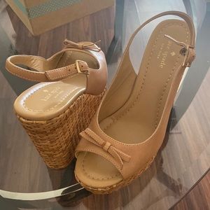 Kate Spade Tan platforms 8.5